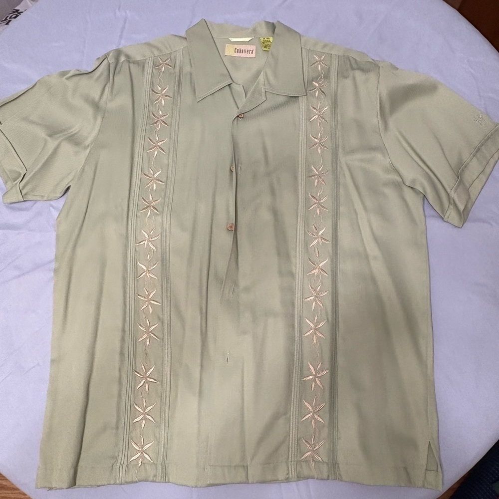 Cubavera Men's Green Embroidered Shirt